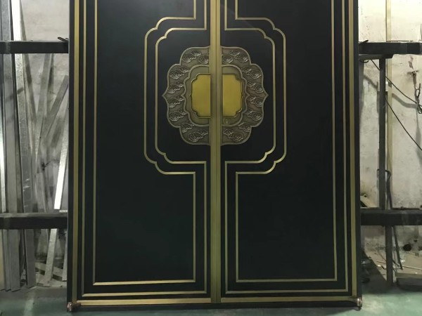 廣東銅門廠家愛唯銅藝——新中式風(fēng)格銅門定制產(chǎn)品