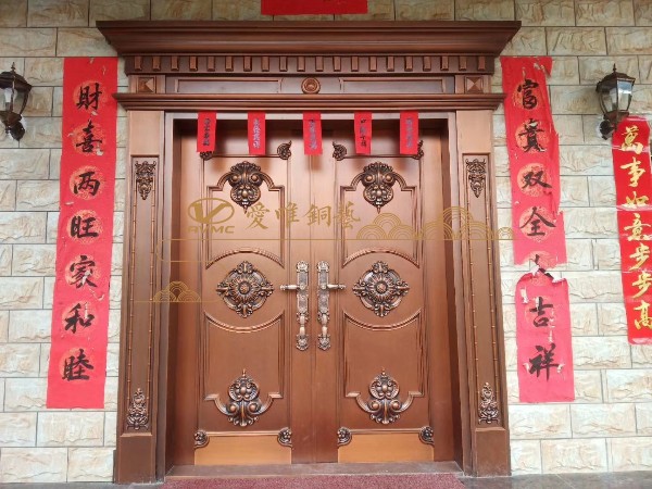 業(yè)主選購銅門品牌時應(yīng)當(dāng)注意什么？