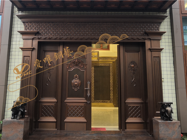 銅大門是既好看又大方