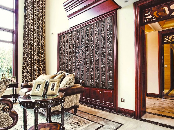 銅門批發多少錢一平靠譜？2020年銅門批發價格