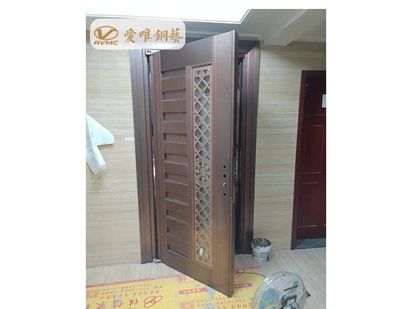 愛唯銅藝銅門廠家鴻業(yè)畔湖居工程案例！